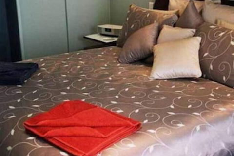 Red Brier Cottage Accommodation - Queensland Tourism 6