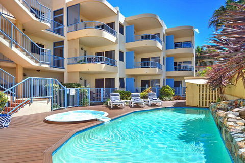 Coolum Baywatch Resort - Queensland Tourism 5