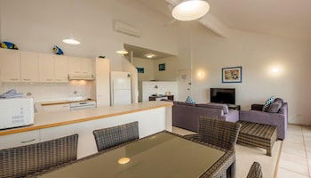 Peregian Court Resort - Queensland Tourism 6