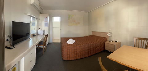 Rustyâ€™s Motel - Queensland Tourism 2