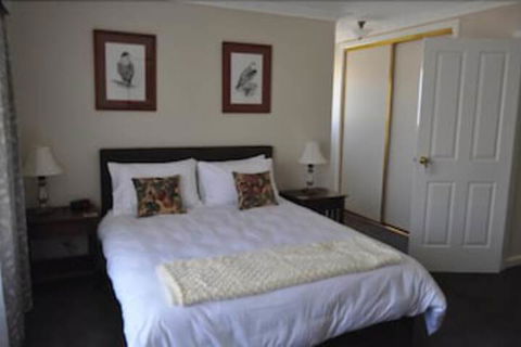 Austin Rise Bed And Breakfast - Queensland Tourism 4