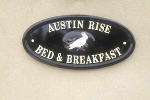 Austin Rise Bed And Breakfast - Queensland Tourism 1