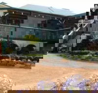 Gooromon Park Cottages - Queensland Tourism