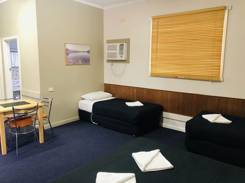 Horsham Motel - QLD Tourism 4