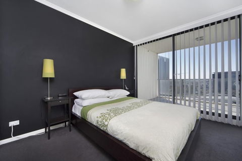 Astra Apartments - Paramatta - QLD Tourism 4