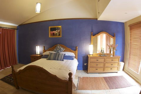 Forest Walks Lodge - QLD Tourism 7