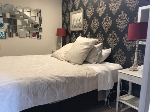 Linley House Bed & Breakfast - Queensland Tourism 2