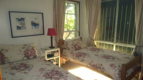 Linley House Bed & Breakfast - Queensland Tourism 1