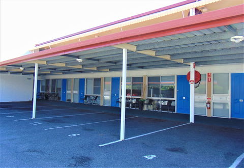 Rockhampton Court Motor Inn - Queensland Tourism 3