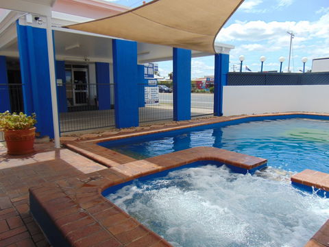 Rockhampton Court Motor Inn - Queensland Tourism 5