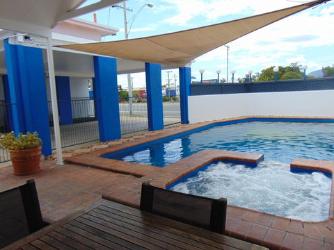 Rockhampton Court Motor Inn - Queensland Tourism 6