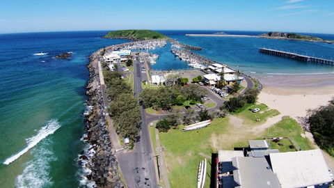 Beachlander Holiday Apartments - QLD Tourism 4