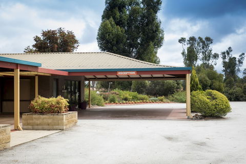 Barooga Country Inn Motel - Queensland Tourism 2