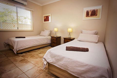 Wunan House - Queensland Tourism 5