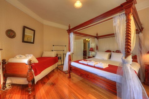 Acacia Bed & Breakfast - QLD Tourism 4
