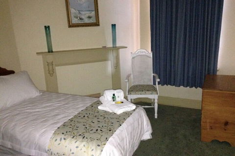 Acacia Bed & Breakfast - QLD Tourism 6