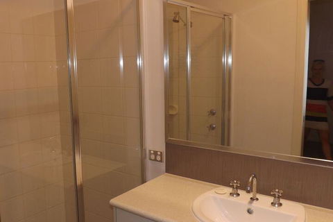 Derby Lodge Self Contained Apartments - Queensland Tourism 7