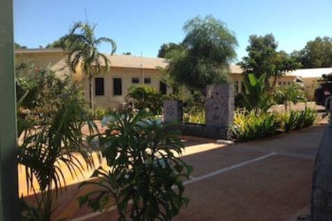 Derby Lodge Self Contained Apartments - Queensland Tourism 1