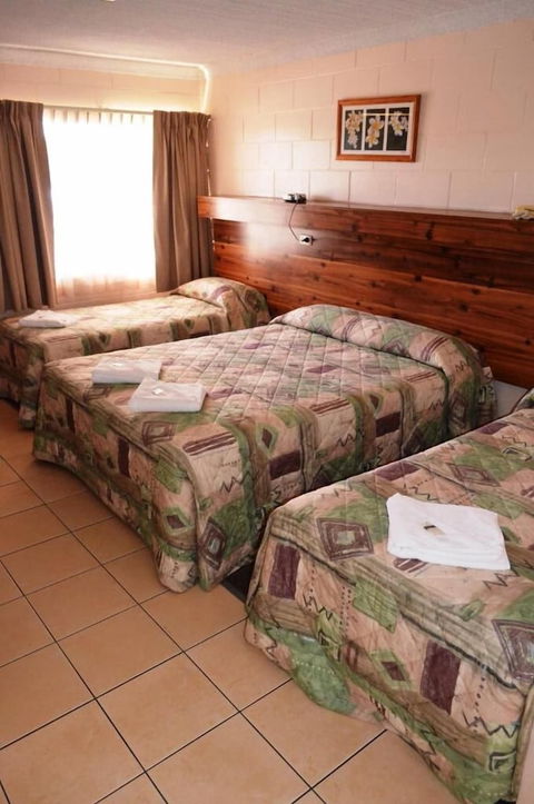 Welcome Home Motel And Apartments - Queensland Tourism 4