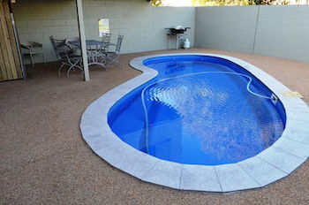 Welcome Home Motel And Apartments - Queensland Tourism 6