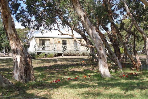 Wenton Farm Holiday Cottages - QLD Tourism 6