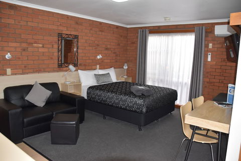 Shannon Motor Inn - QLD Tourism 2