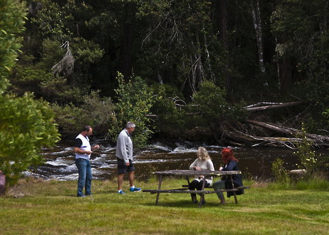 Tyenna River Cottage - QLD Tourism 1