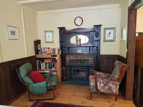 Stringers Cottage - Queensland Tourism 2
