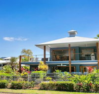 Reeflections Beachfront Holiday House - QLD Tourism