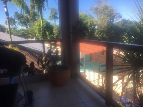 Pandanus Holiday Apartments - Queensland Tourism 1