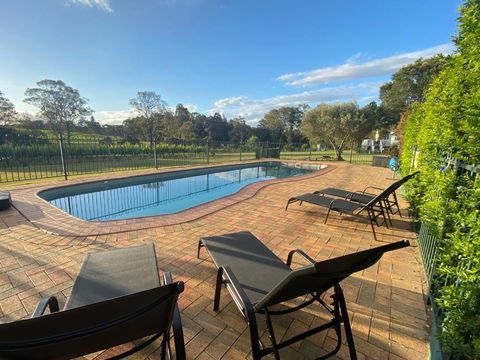 McCaffreys Estate - QLD Tourism 4