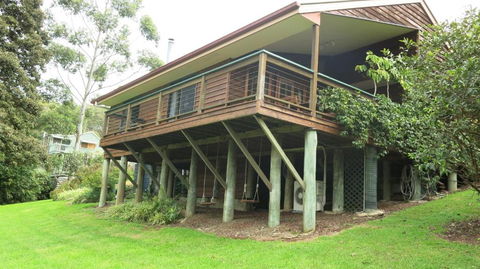 Ravensbourne Escape Cedar Lodge - QLD Tourism 2