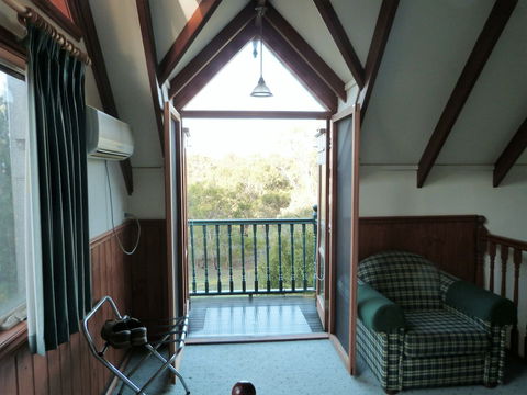 Bells Estate Great Ocean Road Cottages - Queensland Tourism 5