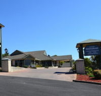 Comfort Inn The Lakes - Queensland Tourism