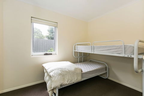 Two Bays Apartments - QLD Tourism 2