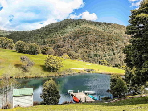 The Sebel Pinnacle Valley Resort - Queensland Tourism 4