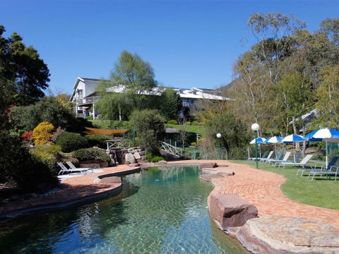 The Sebel Pinnacle Valley Resort - Queensland Tourism 6