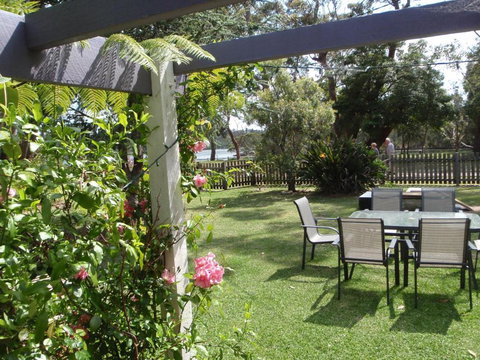 Wyreepi Caribbean Chalet - QLD Tourism 2