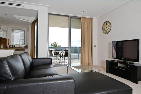 Accommodate Canberra - Glebe Park - Queensland Tourism 4