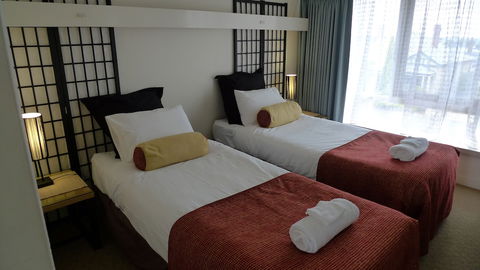 Aberdeen Motor Inn - QLD Tourism 6