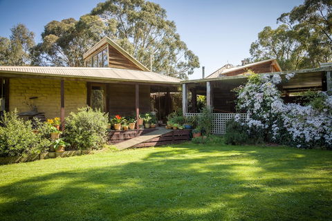 The Burrow At Wombat Bend - QLD Tourism 1