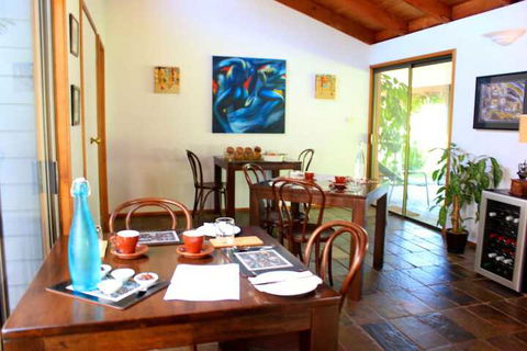 Hillcrest Mountain View Retreat - QLD Tourism 5