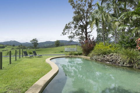 Hillcrest Mountain View Retreat - QLD Tourism 1