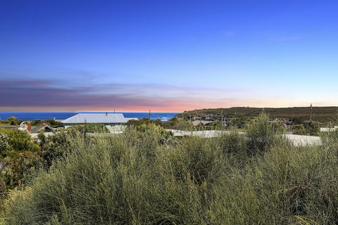 Anchors Beach House - QLD Tourism 5