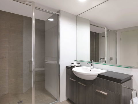 Adina Apartment Hotel Sydney Airport - QLD Tourism 3