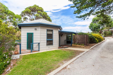 Aireys Inlet Getaway Resort - Queensland Tourism 0