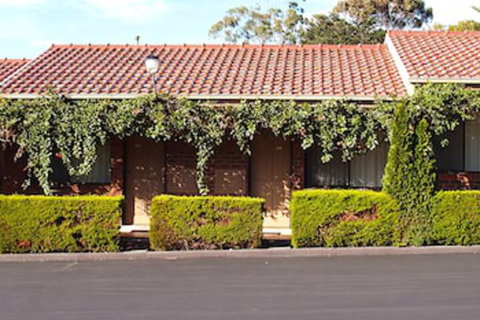 Nunawading Motor Inn - QLD Tourism 1