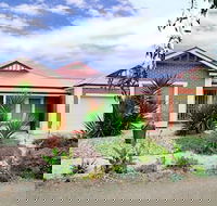All Seasons' Escape Port Elliot - Queensland Tourism
