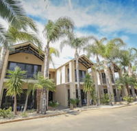 Aquarius Apartments and Cabins - QLD Tourism