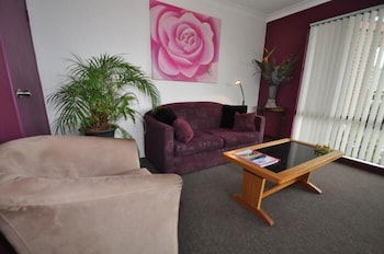 Beachfront Apartments Narooma - QLD Tourism 1